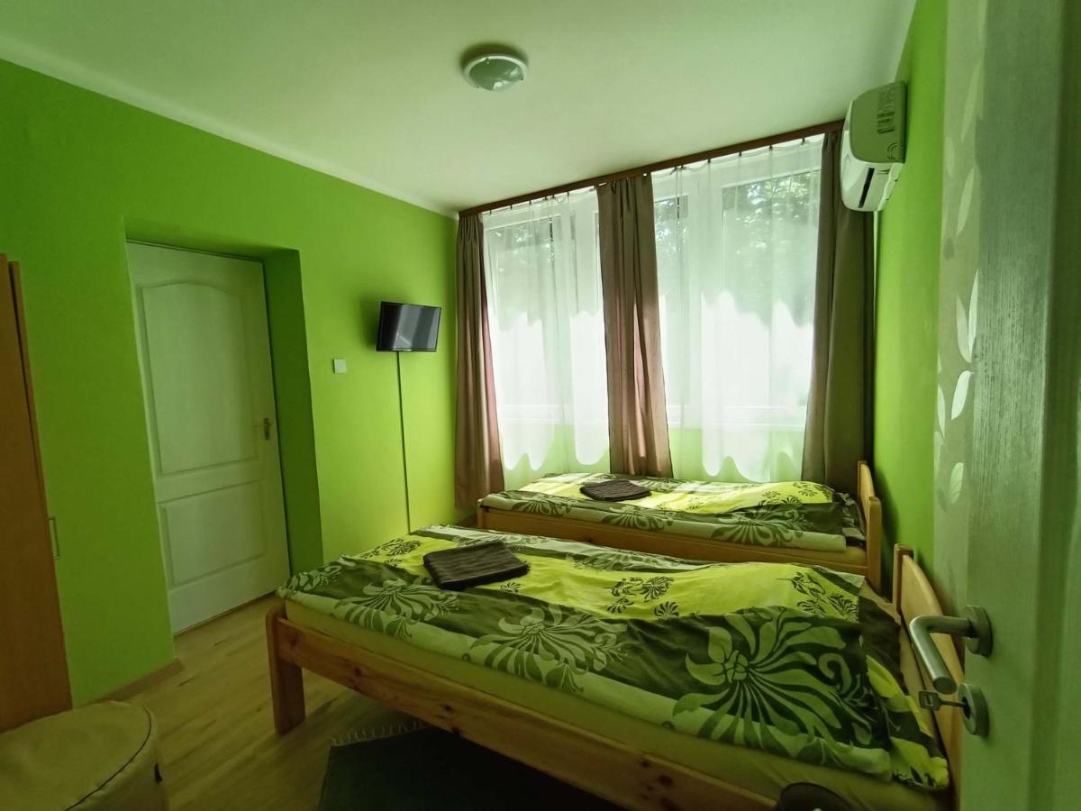 Tölgyfa Panzió Hotel Balatonszepezd Kültér fotó